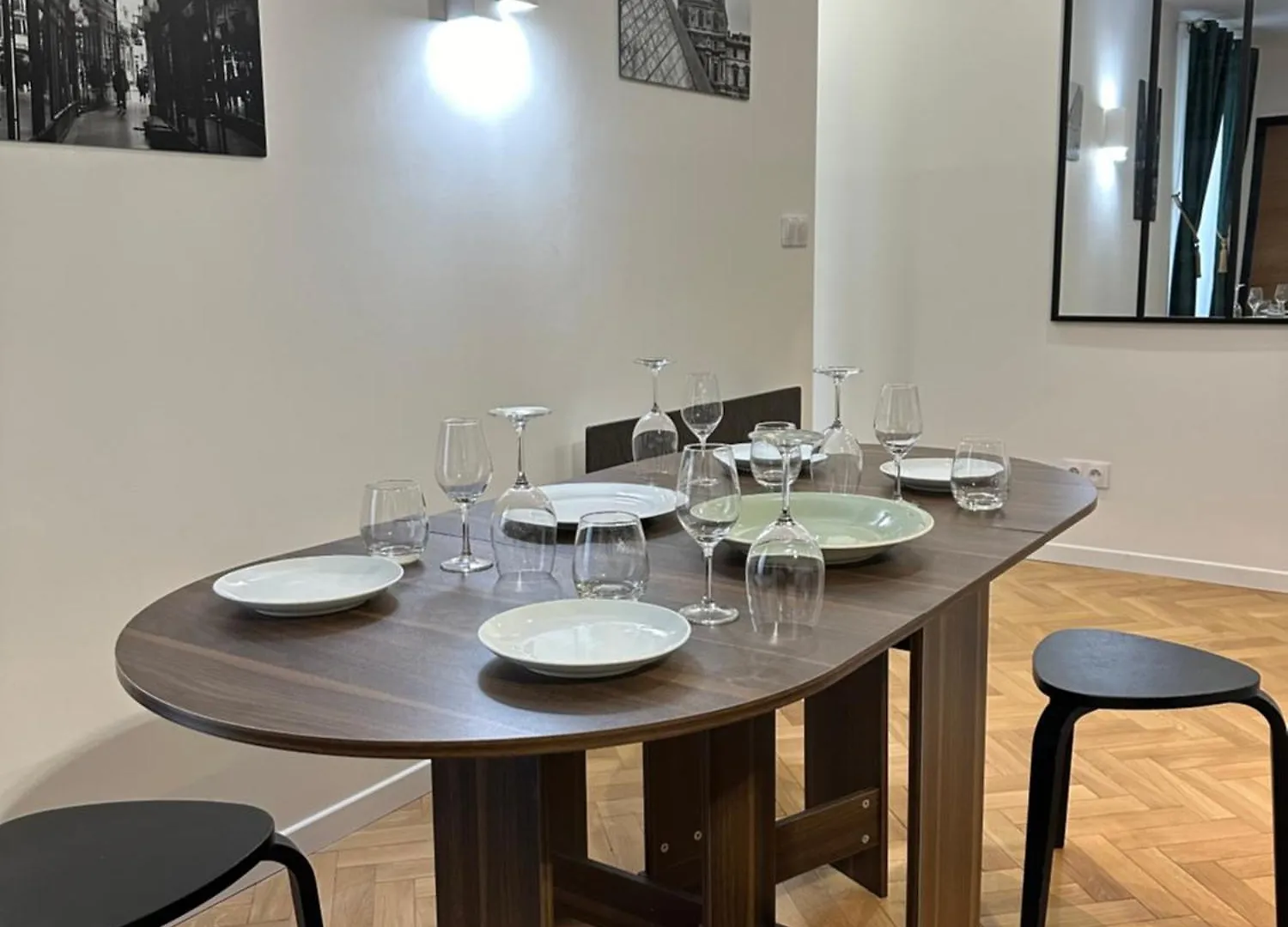 Temple, 3 - Le Marais Apartment