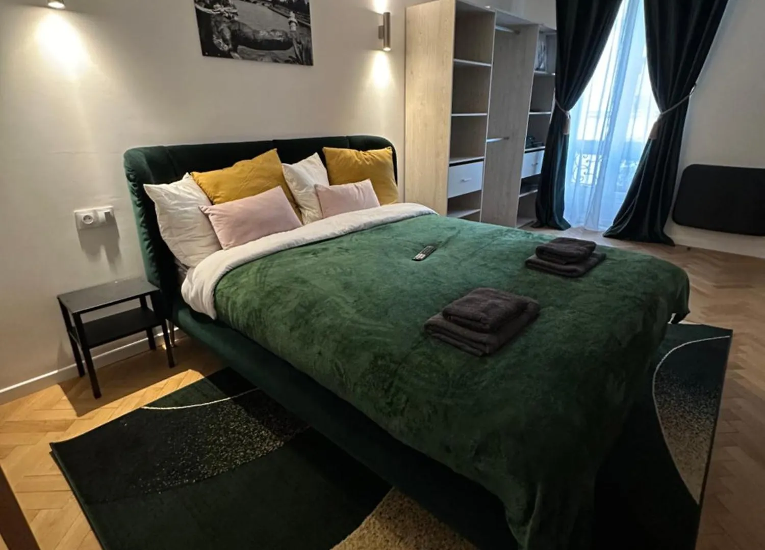 Temple, 3 - Le Marais Apartment